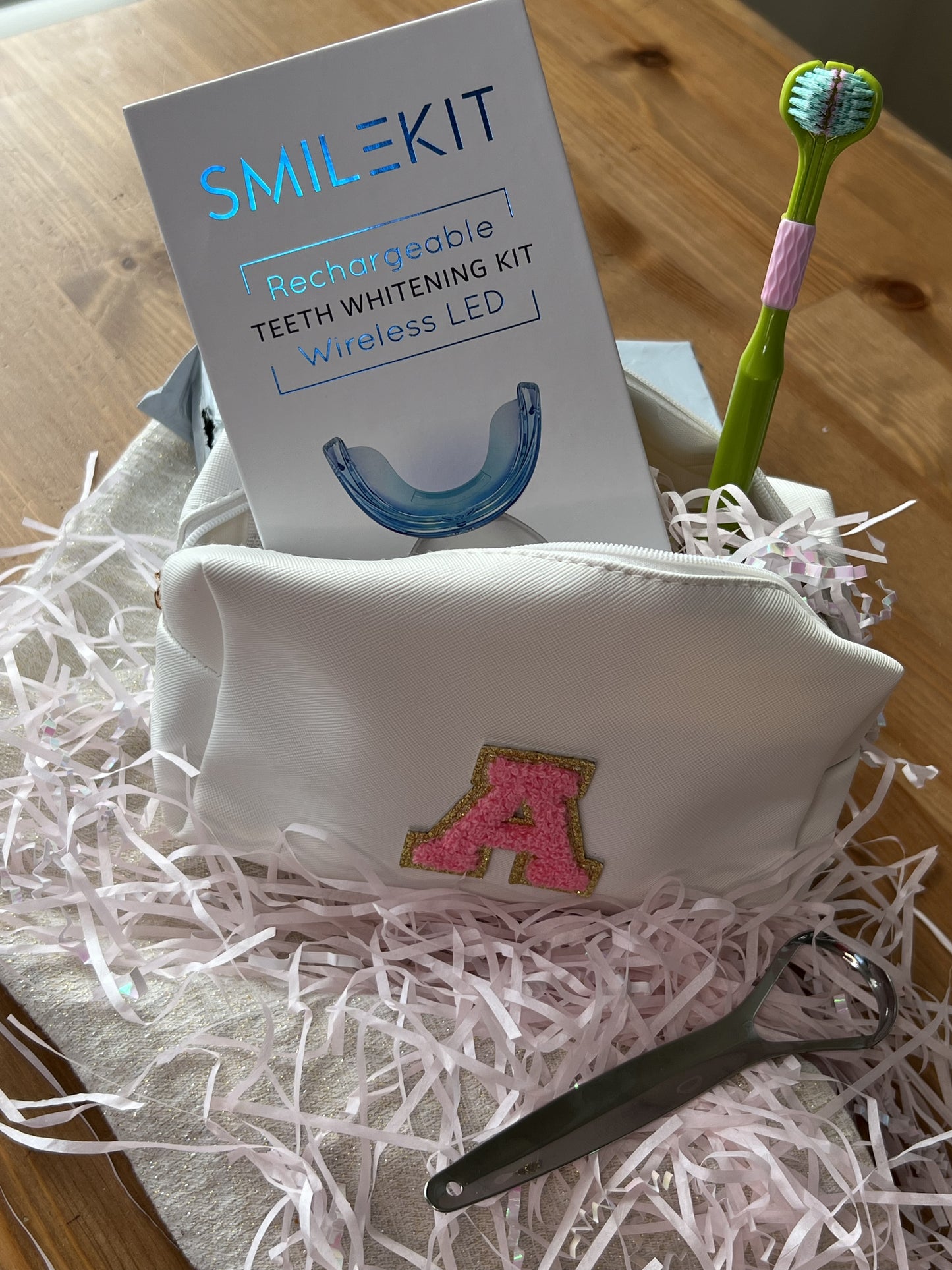 Black Friday Bundle – 360 Brush, Whitening Pen, Tongue Cleaner & Travel Bag